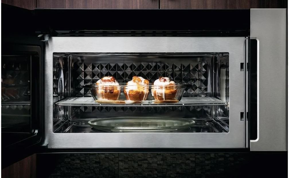 Horno de microondas 1.8 p3 Frigidaire Profesional FPBM3077RF